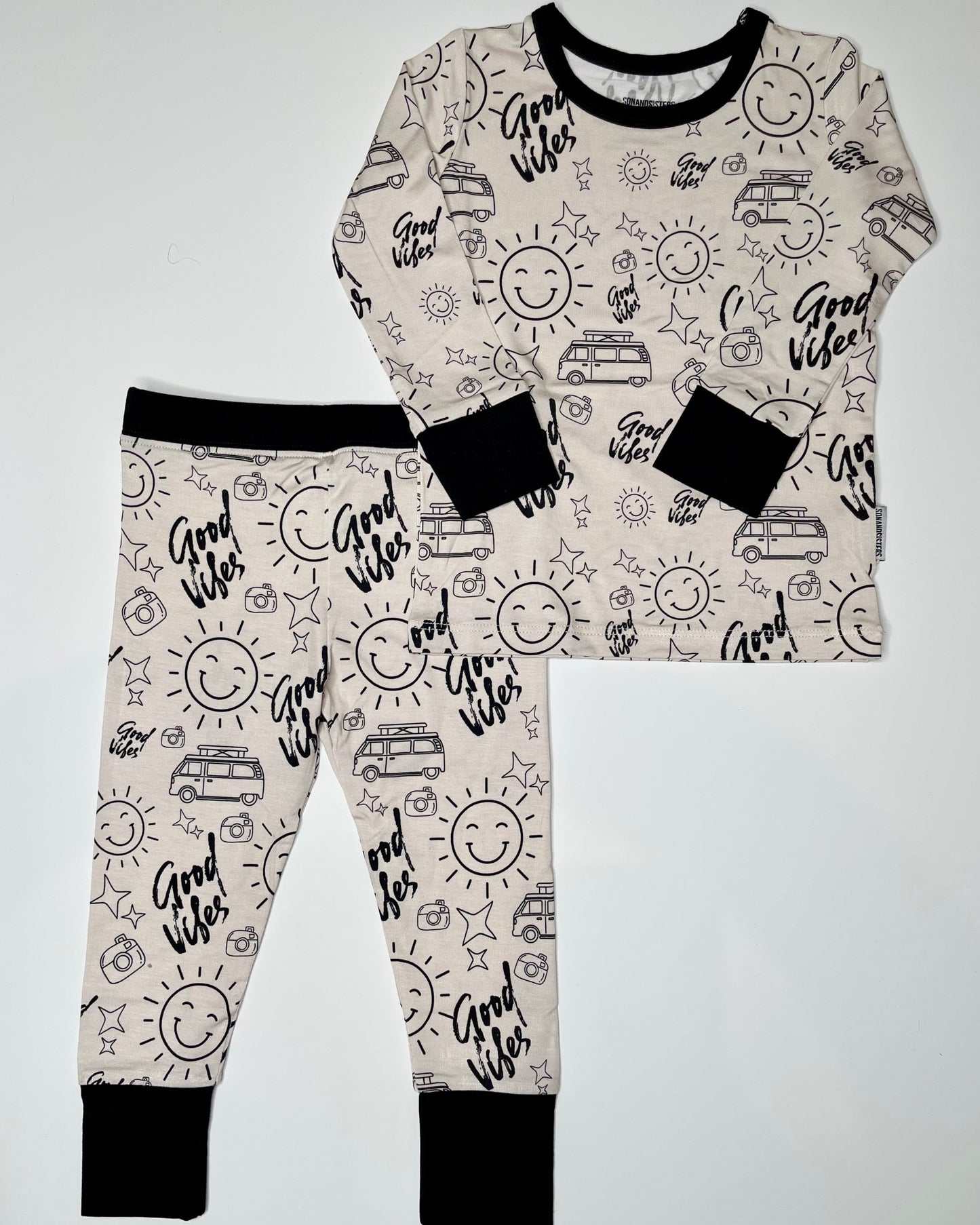 Good Vibes Two-Piece Pyjamas