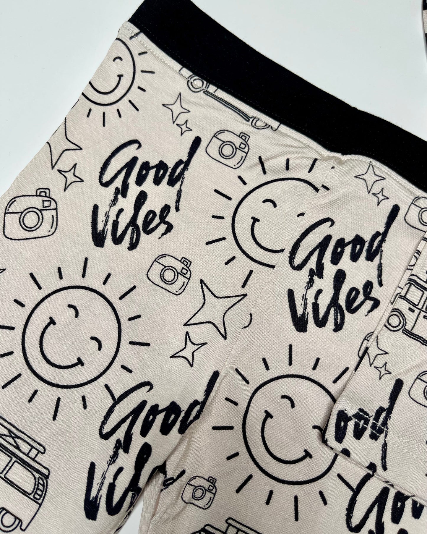 Good Vibes Two-Piece Pyjamas