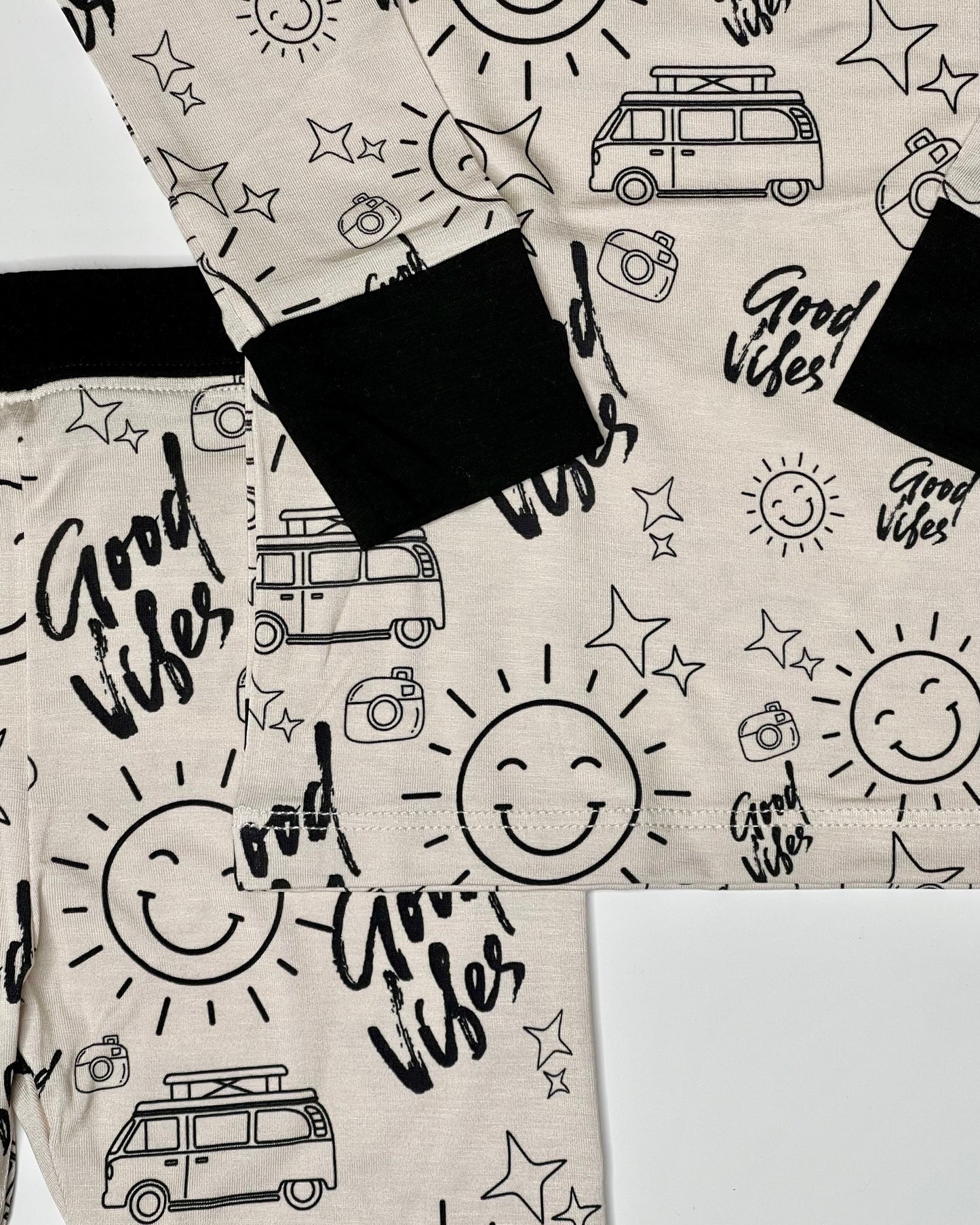Good Vibes Two-Piece Pyjamas