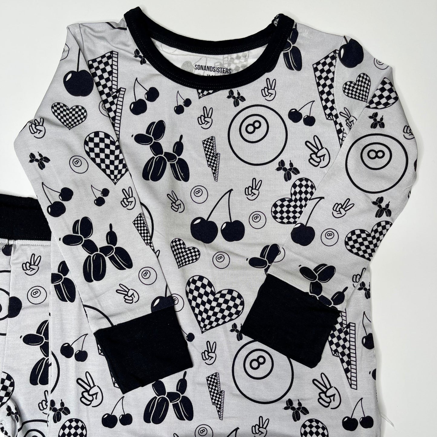 Lucky 8 Two-Piece Pyjamas